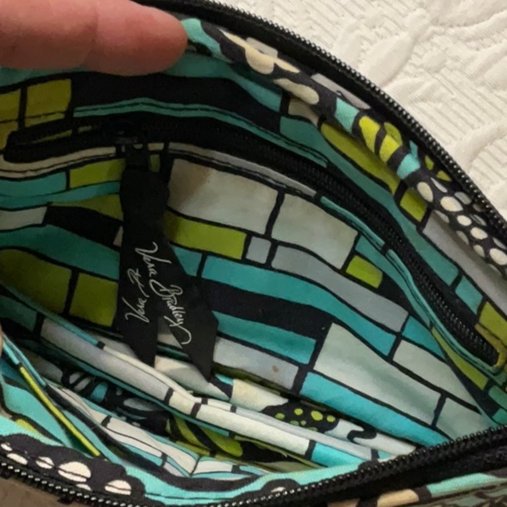 Vera Bradley Floral wrist wallet and Bundle of bags and jewelry holders 8 in all - Picture 13 of 16